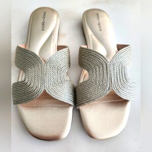 Easy Spirit Slide Sandals In Champagne Gold. Like New!